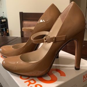 Michael Kors size 8 shoe